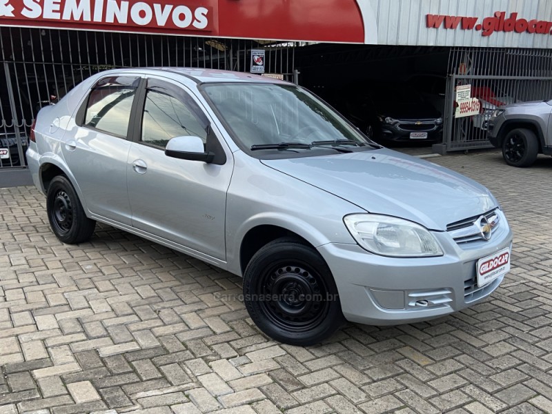 PRISMA 1.4 MPFI JOY 8V FLEX 4P MANUAL - 2010 - CAMPO BOM