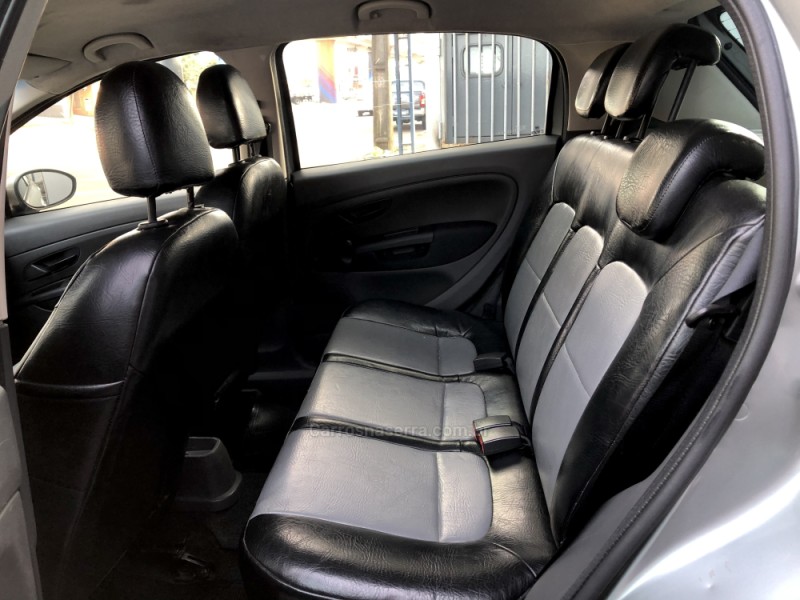 PUNTO 1.4 ATTRACTIVE 8V FLEX 4P MANUAL - 2011 - NOVO HAMBURGO