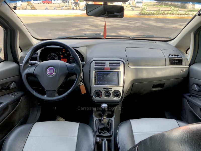 PUNTO 1.4 ATTRACTIVE 8V FLEX 4P MANUAL - 2011 - NOVO HAMBURGO