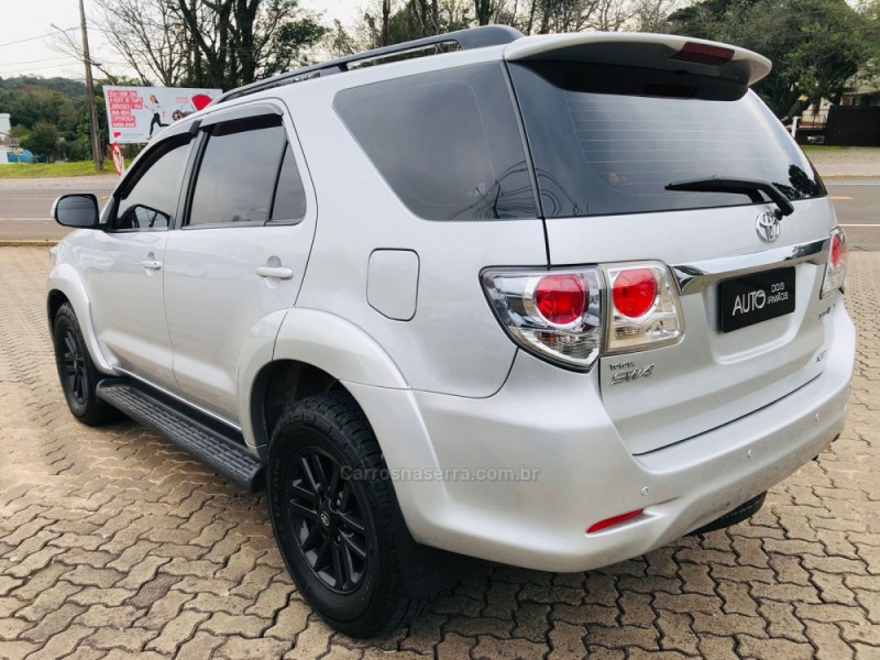 HILUX SW4 3.0 SRV 4X4 CD 16V TURBO INTERCOOLER DIESEL 4P AUTOMÁTICO - 2014 - DOIS IRMãOS