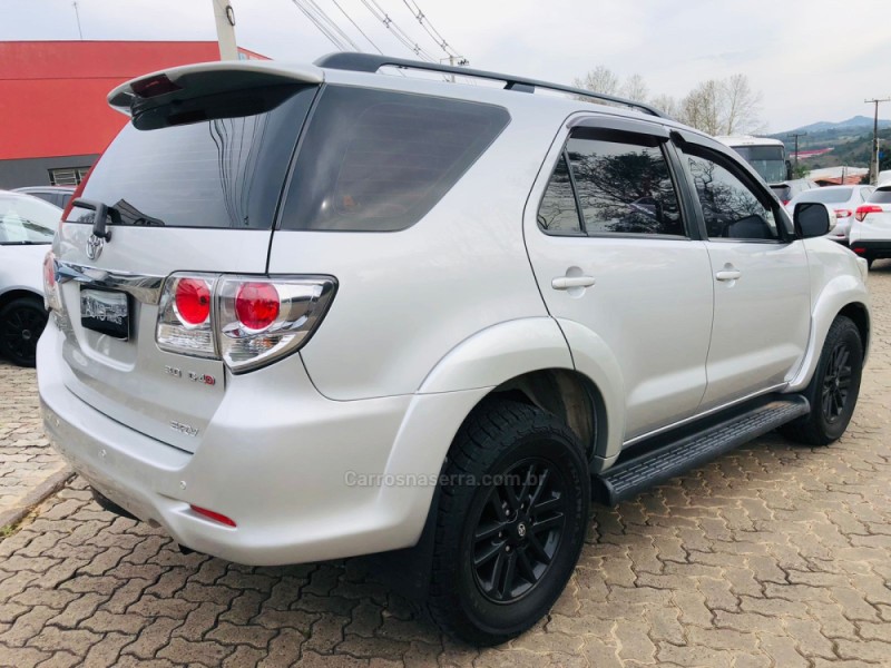 HILUX SW4 3.0 SRV 4X4 CD 16V TURBO INTERCOOLER DIESEL 4P AUTOMÁTICO - 2014 - DOIS IRMãOS