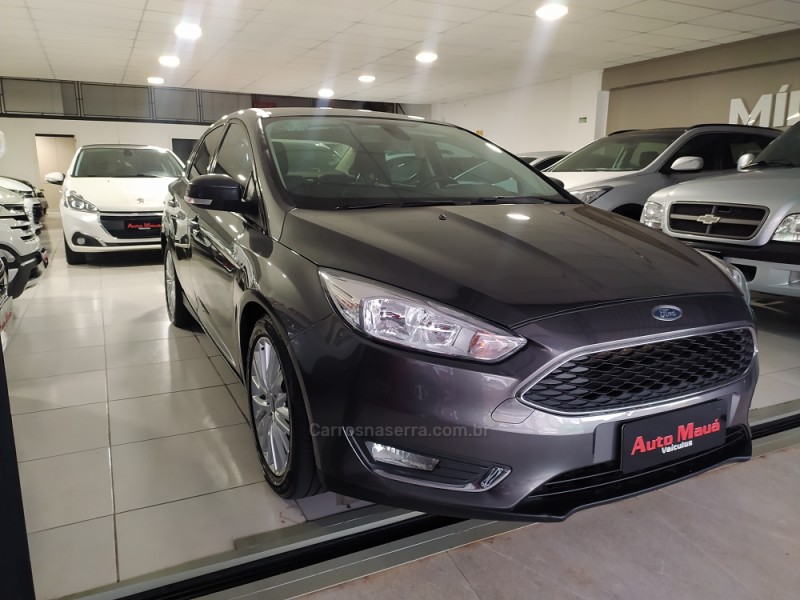 focus 2.0 se fastback 16v flex 4p automatico 2018 novo hamburgo