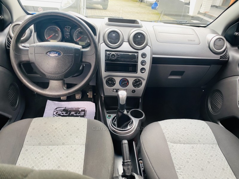 FIESTA 1.0 SE 8V FLEX 4P MANUAL - 2014 - CAXIAS DO SUL