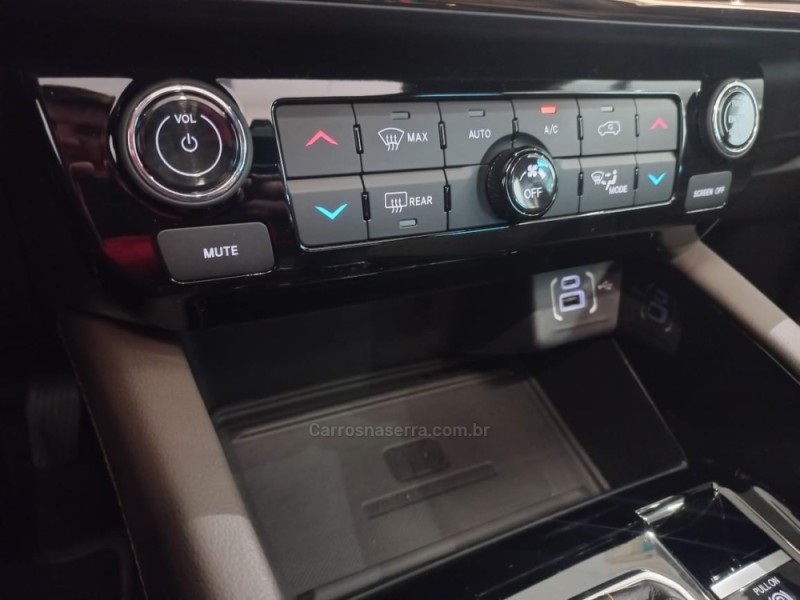 COMMANDER 1.3 OVERLAND T259 16V 4X2 TURBO FLEX 4P AUTOMÁTICO - 2022 - FLORES DA CUNHA