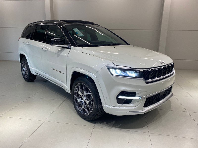 COMMANDER 1.3 OVERLAND T259 16V 4X2 TURBO FLEX 4P AUTOMÁTICO - 2022 - FLORES DA CUNHA