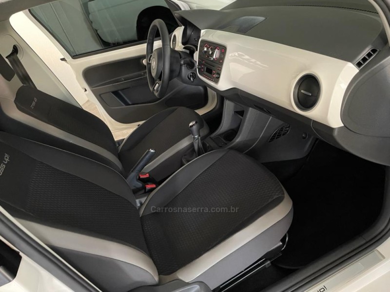 UP 1.0 TSI CROSS 12V FLEX 4P MANUAL - 2016 - CAXIAS DO SUL