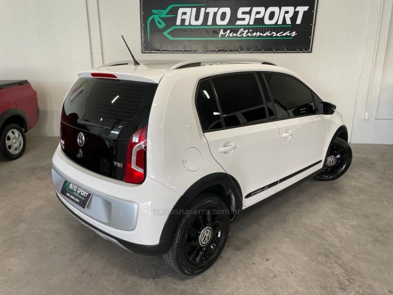 UP 1.0 TSI CROSS 12V FLEX 4P MANUAL - 2016 - CAXIAS DO SUL