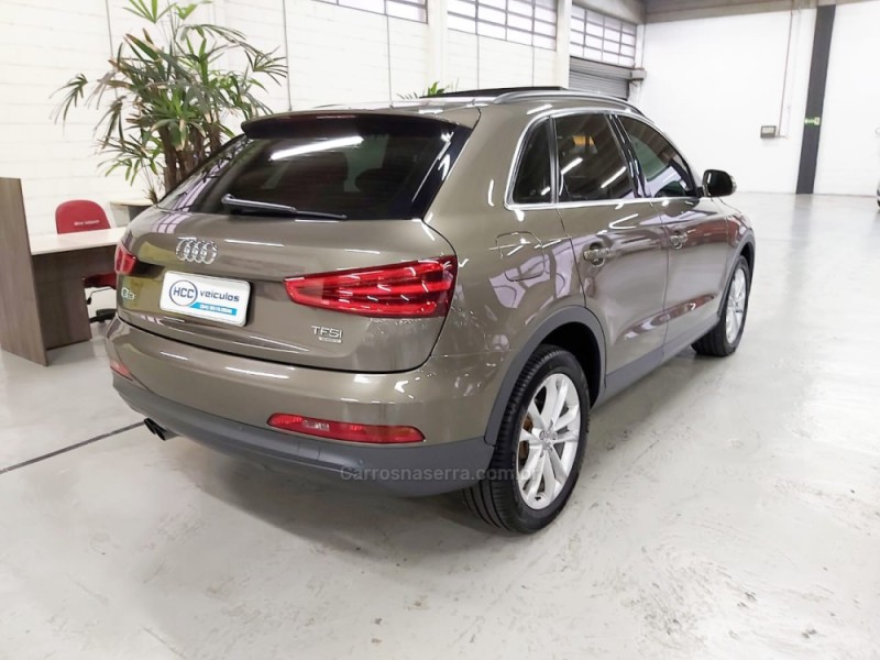 Q3 2.0 TFSI AMBIENTE QUATTRO 4P GASOLINA S TRONIC - 2015 - CAXIAS DO SUL