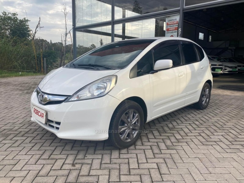 FIT 1.4 LX 16V FLEX 4P AUTOMÁTICO