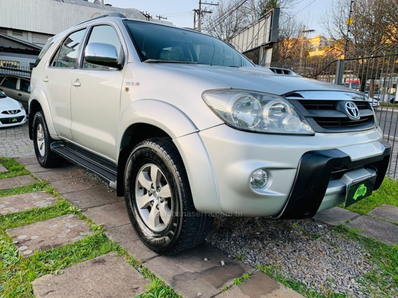 HILUX 3.0 SRV 4X4 CD 16V TURBO INTERCOOLER DIESEL 4P AUTOMÁTICO - 2007 - CAXIAS DO SUL