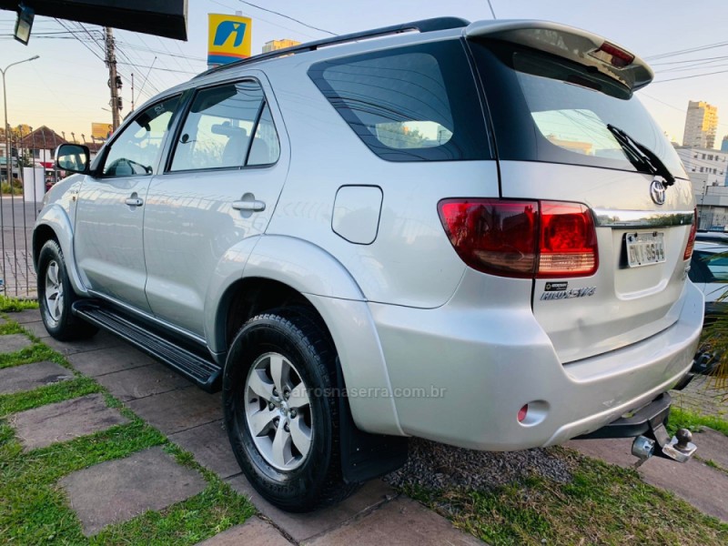 HILUX 3.0 SRV 4X4 CD 16V TURBO INTERCOOLER DIESEL 4P AUTOMÁTICO - 2007 - CAXIAS DO SUL