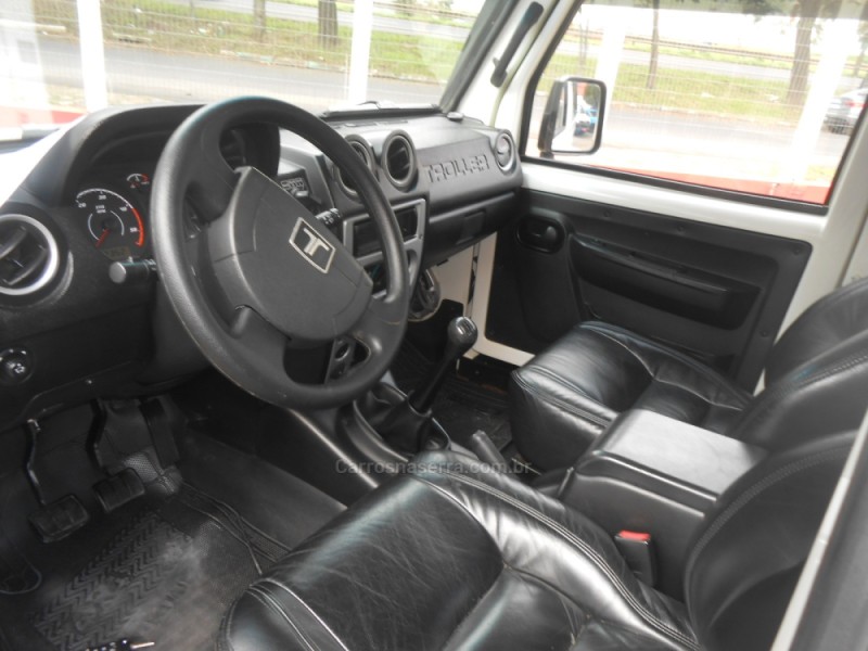 T4 3.0 TETO RÍGIDO 16V TURBO ELETRONIC DIESEL 2P MANUAL - 2012 - ESTâNCIA VELHA