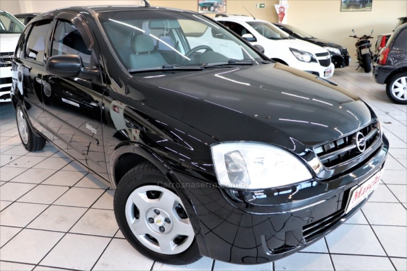 CORSA 1.8 MPFI MAXX 8V FLEX 4P MANUAL - 2006 - CAXIAS DO SUL