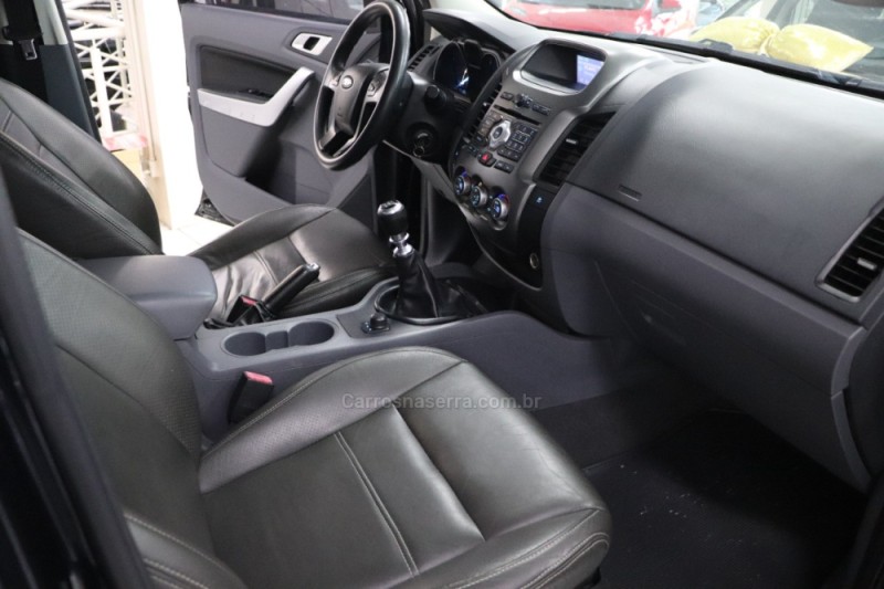 RANGER 3.2 XLT 4X4 CD 20V DIESEL 4P MANUAL - 2014 - CAXIAS DO SUL