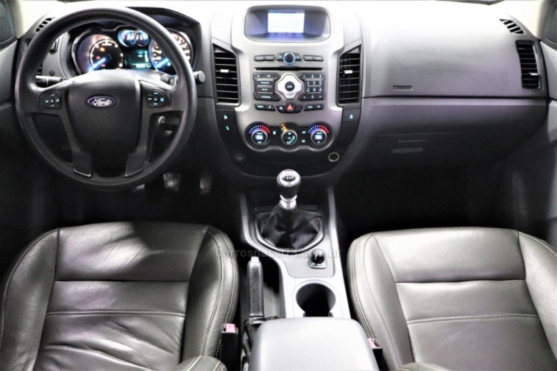 RANGER 3.2 XLT 4X4 CD 20V DIESEL 4P MANUAL - 2014 - CAXIAS DO SUL