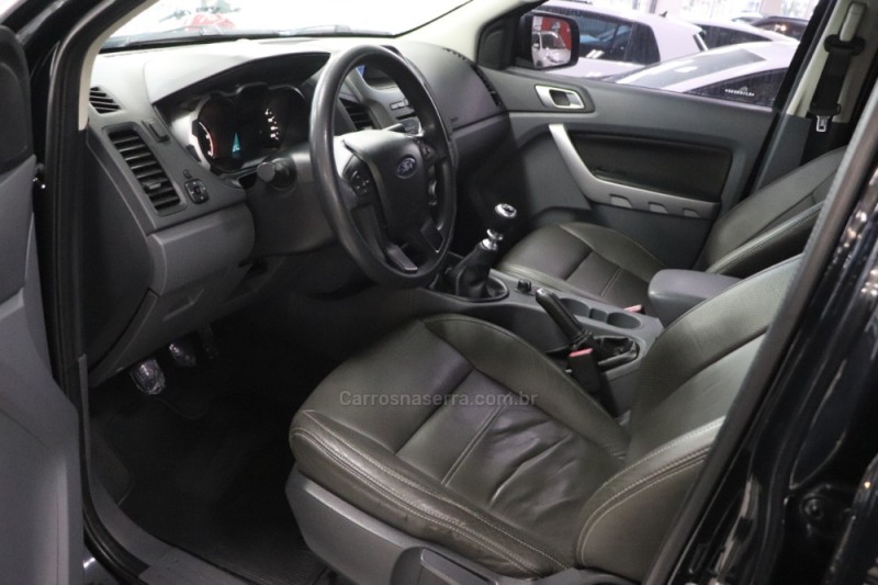 RANGER 3.2 XLT 4X4 CD 20V DIESEL 4P MANUAL - 2014 - CAXIAS DO SUL