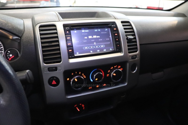 FRONTIER 2.5 S 4X4 CD TURBO ELETRONIC DIESEL 4P MANUAL - 2015 - CAXIAS DO SUL