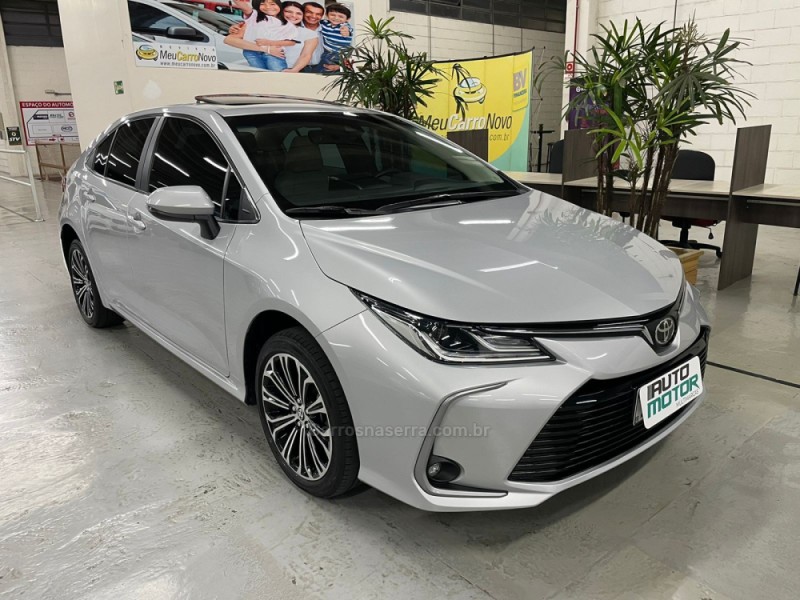 COROLLA 2.0 ALTIS PREMIUM 16V FLEX 4P AUTOMÁTICO