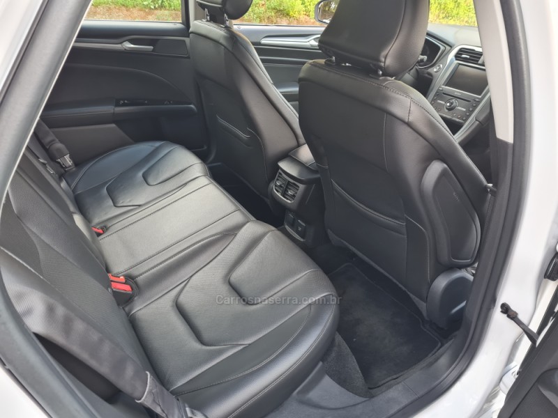 FUSION 2.0 TITANIUM 16V HÍBRIDO 4P AUTOMÁTICO - 2016 - BENTO GONçALVES