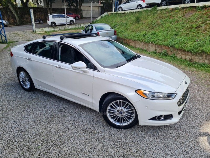 FUSION 2.0 TITANIUM 16V HÍBRIDO 4P AUTOMÁTICO - 2016 - BENTO GONçALVES