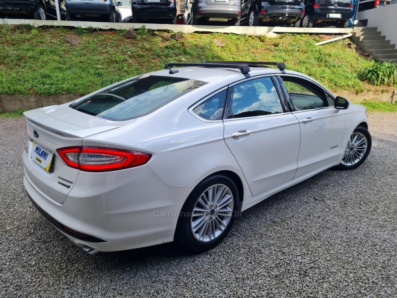 FUSION 2.0 TITANIUM 16V HÍBRIDO 4P AUTOMÁTICO - 2016 - BENTO GONçALVES