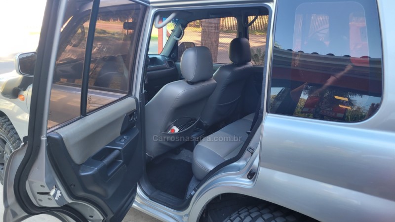 PAJERO TR4 2.0 4X4 16V FLEX 4P MANUAL - 2004 - CAXIAS DO SUL