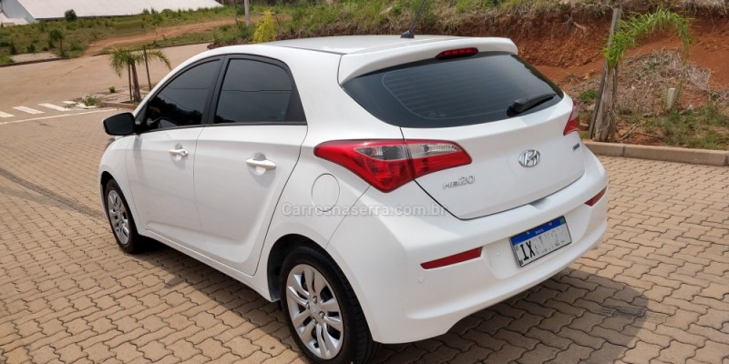 HB20 1.6 COMFORT PLUS 16V FLEX 4P AUTOMÁTICO - 2016 - SãO MARCOS