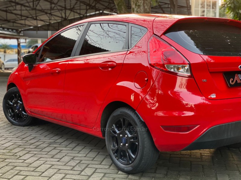FIESTA 1.6 SE HATCH 16V FLEX 4P MANUAL - 2015 - PAROBé
