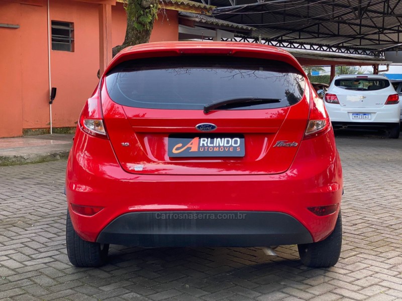 FIESTA 1.6 SE HATCH 16V FLEX 4P MANUAL - 2015 - PAROBé