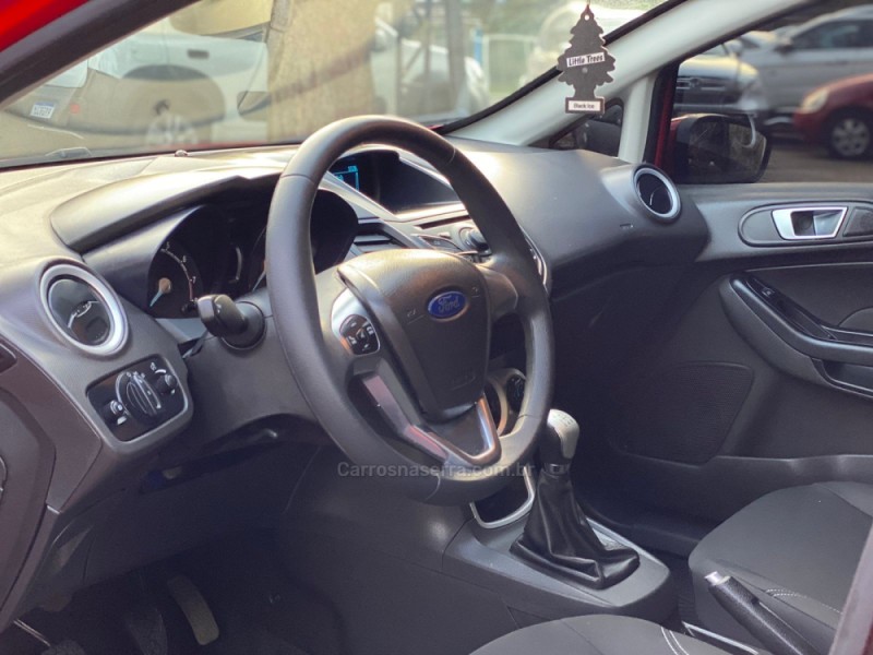 FIESTA 1.6 SE HATCH 16V FLEX 4P MANUAL - 2015 - PAROBé