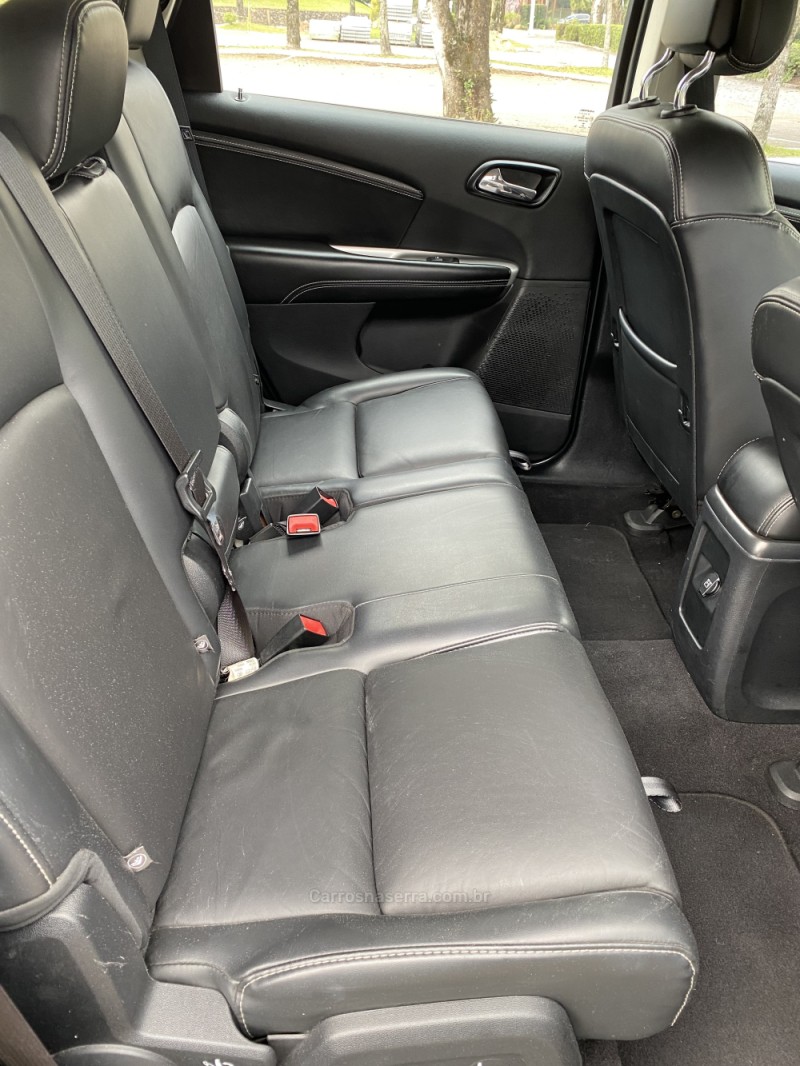 JOURNEY 3.6 SXT V6 GASOLINA 4P AUTOMÁTICO - 2014 - CAXIAS DO SUL