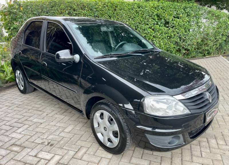 LOGAN 1.6 EXPRESSION 8V FLEX 4P MANUAL - 2011 - ROLANTE