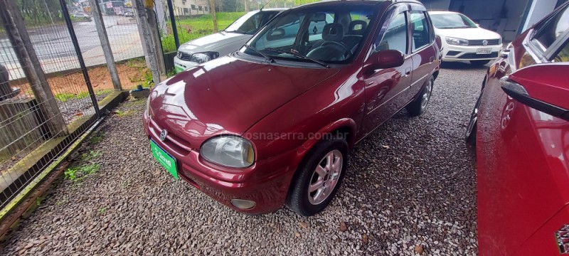 CORSA 1.0 MPFI SEDAN 8V GASOLINA 4P MANUAL - 1997 - BOM PRINCíPIO