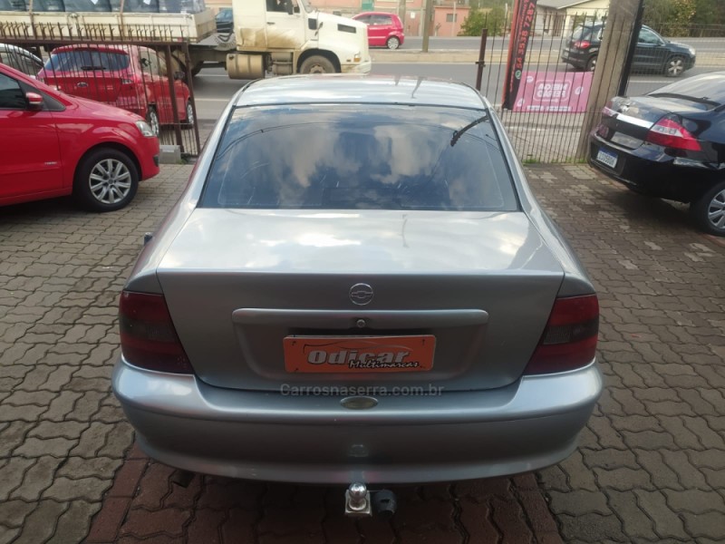 VECTRA 2.0 SFI CD 16V GASOLINA 4P MANUAL - 1996 - CAXIAS DO SUL