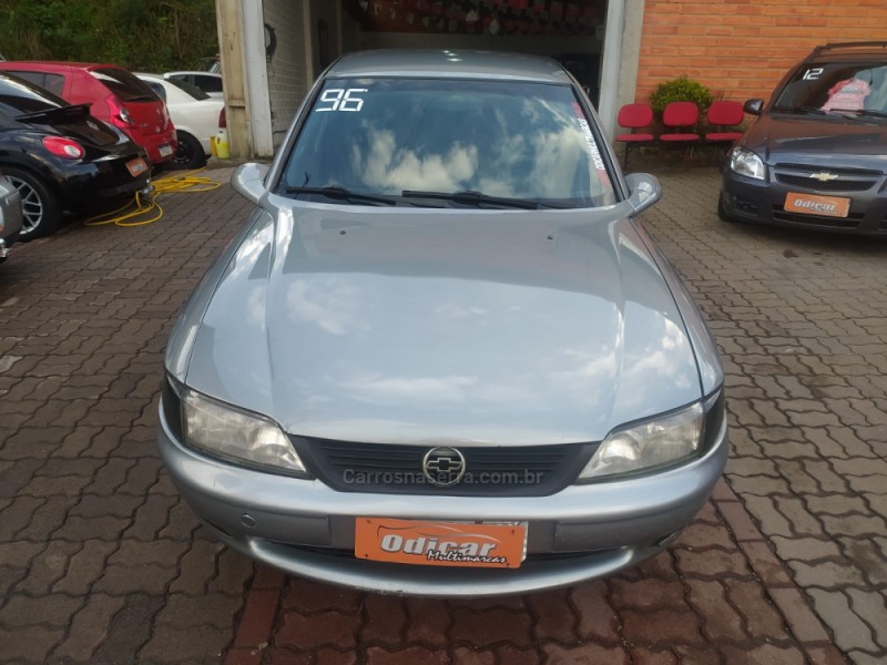 VECTRA 2.0 SFI CD 16V GASOLINA 4P MANUAL - 1996 - CAXIAS DO SUL