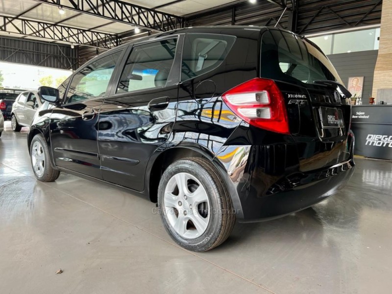 FIT 1.4 LX 16V FLEX 4P AUTOMÁTICO - 2010 - GIRUá