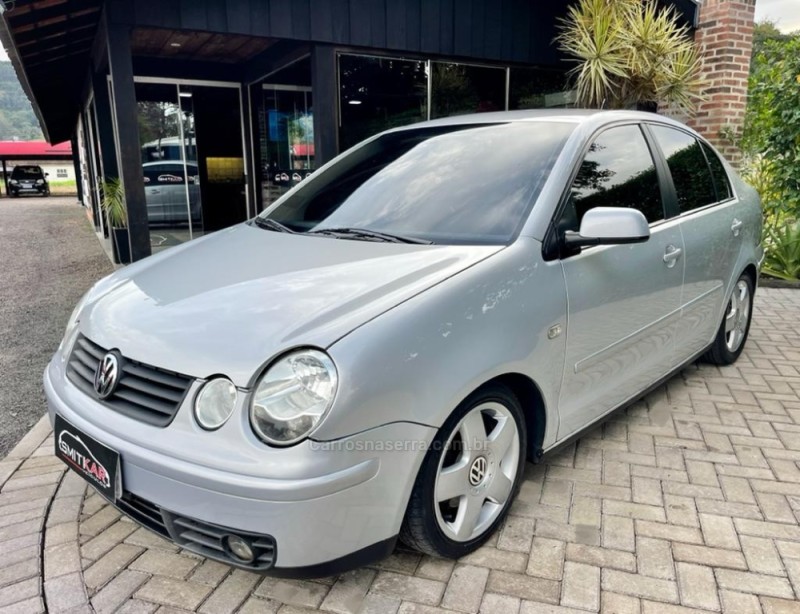 POLO 1.6 MI 8V FLEX 4P MANUAL