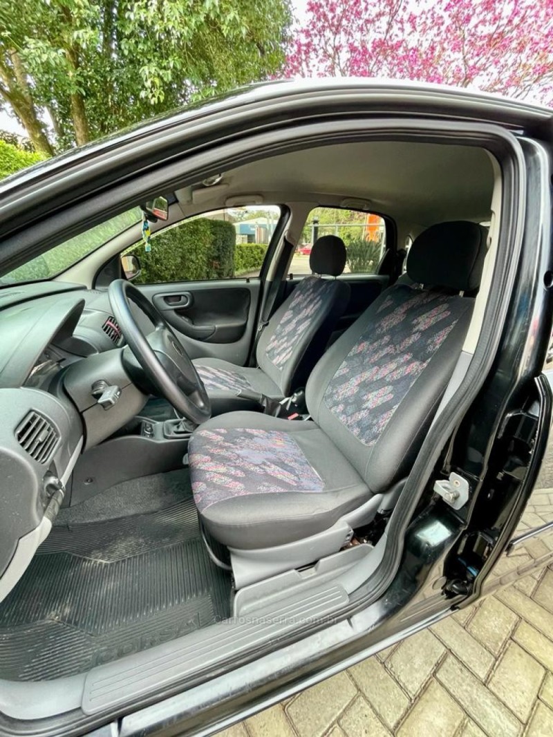 CORSA 1.8 MPFI MAXX 8V FLEX 4P MANUAL - 2005 - ROLANTE
