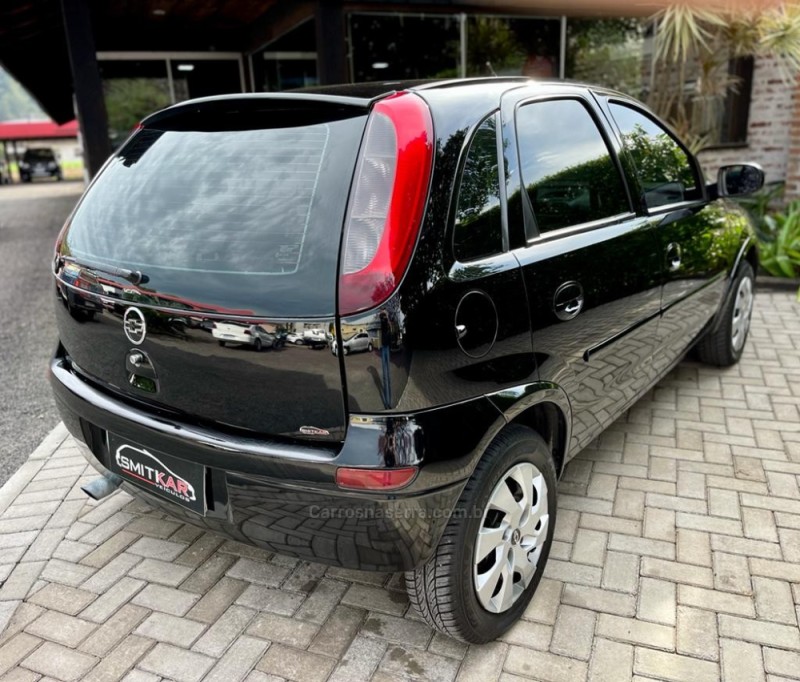 CORSA 1.8 MPFI MAXX 8V FLEX 4P MANUAL - 2005 - ROLANTE