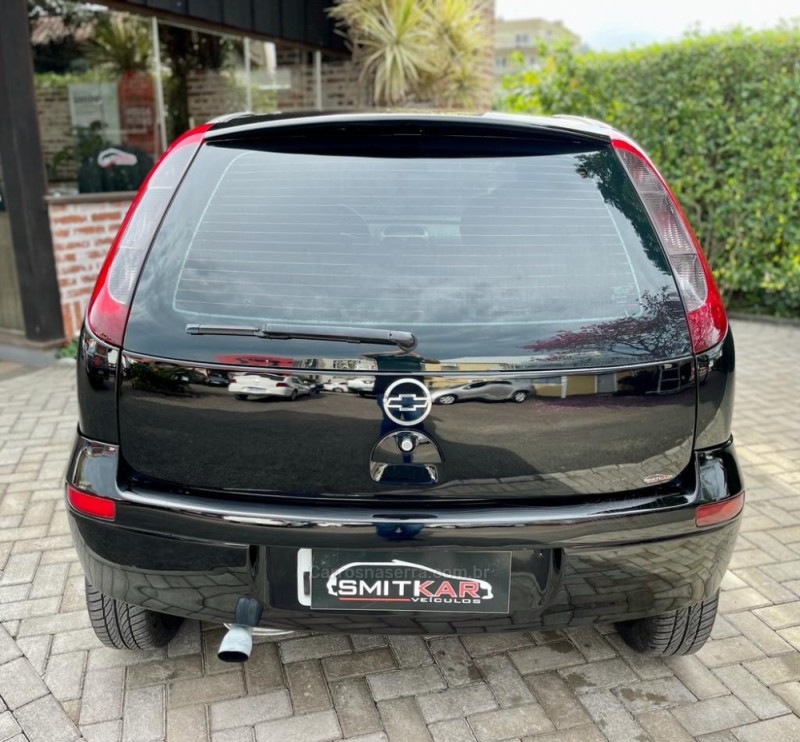 CORSA 1.8 MPFI MAXX 8V FLEX 4P MANUAL - 2005 - ROLANTE