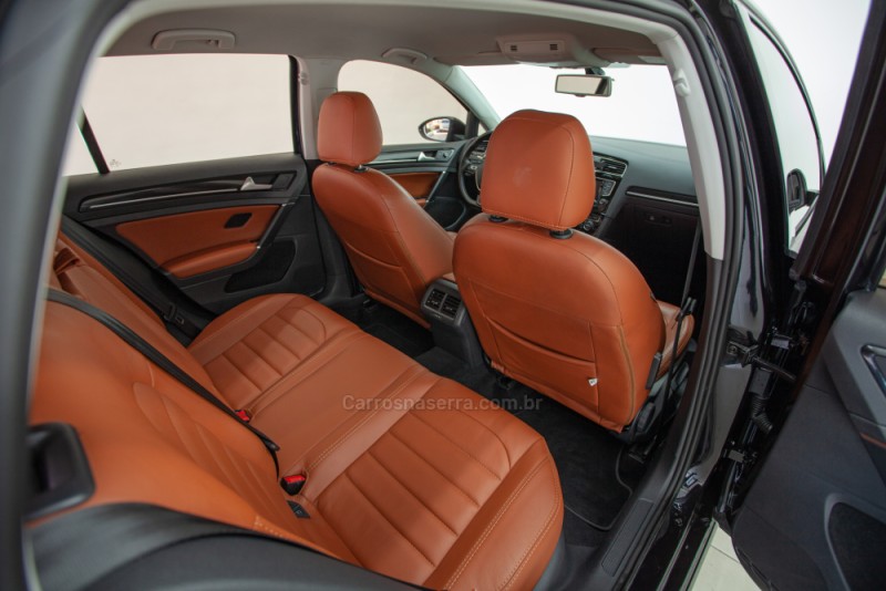 GOLF 1.4 TSI HIGHLINE 16V TOTAL FLEX 4P TIPTRONIC - 2015 - CARLOS BARBOSA