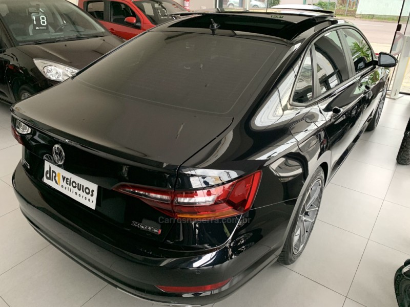 JETTA 1.4 R-LINE 250 16V TSI FLEX 4P AUTOMÁTICO - 2019 - CAXIAS DO SUL