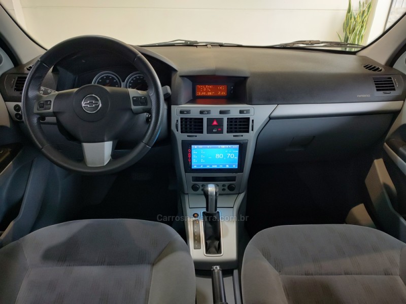 VECTRA 2.0 MPFI ELEGANCE 8V FLEX 4P AUTOMÁTICO - 2006 - CAXIAS DO SUL