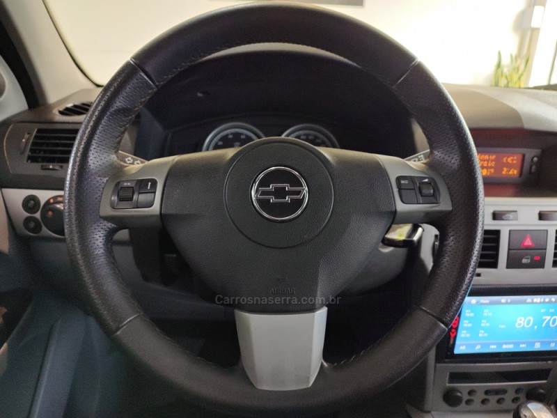 VECTRA 2.0 MPFI ELEGANCE 8V FLEX 4P AUTOMÁTICO - 2006 - CAXIAS DO SUL