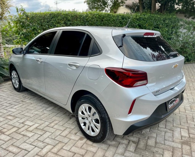 ONIX 1.0  LT 12V FLEX 4P MANUAL - 2020 - ROLANTE