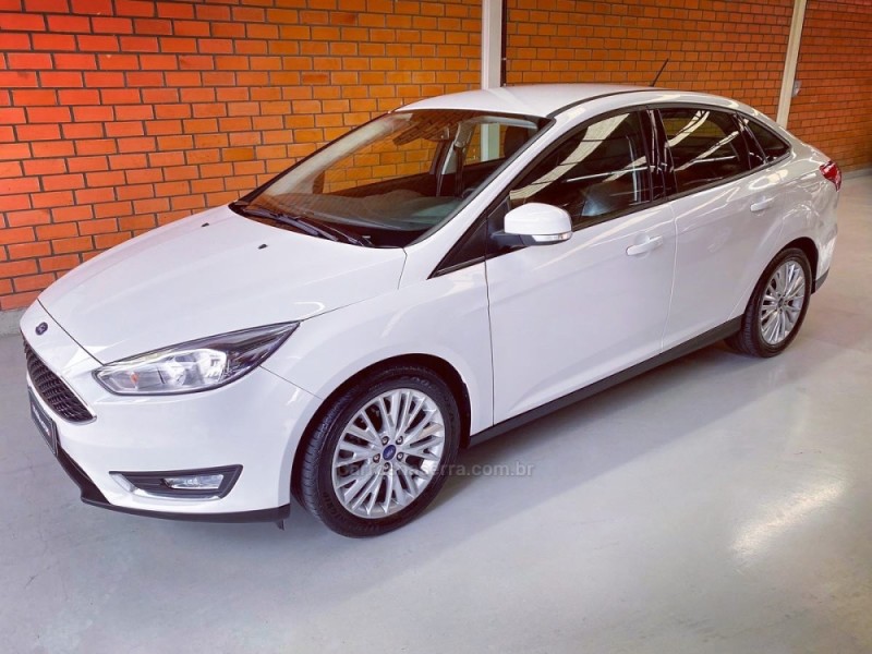 focus 2.0 se fastback 16v flex 4p automatico 2018 bento goncalves