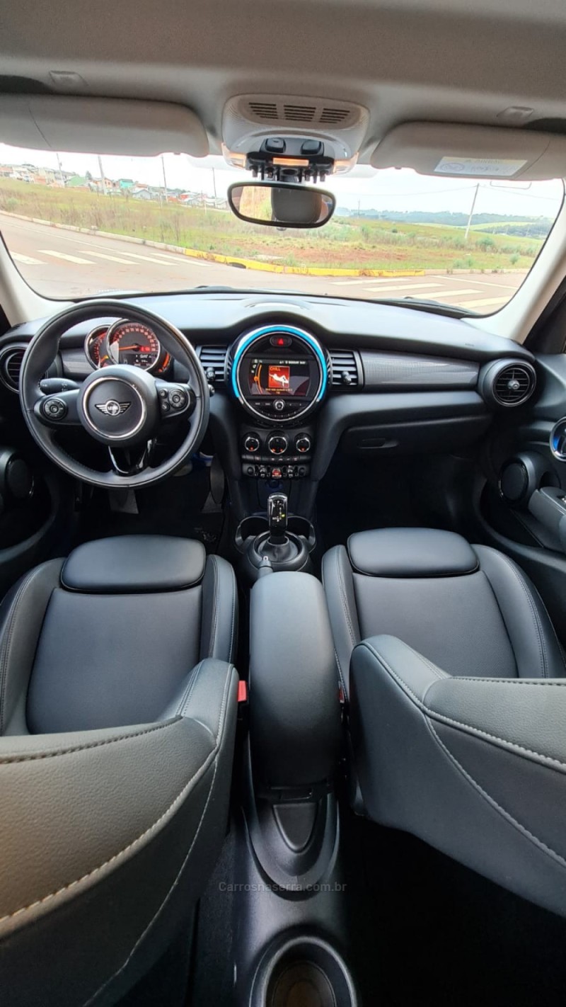 COOPER 1.5 12V TURBO NAVI GASOLINA 4P AUTOMÁTICO - 2019 - LAGOA VERMELHA