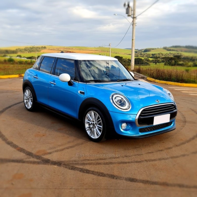 COOPER 1.5 12V TURBO NAVI GASOLINA 4P AUTOMÁTICO - 2019 - LAGOA VERMELHA