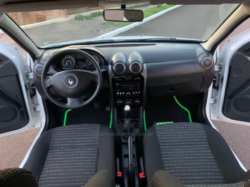 SANDERO 1.6 EXPRESSION 16V FLEX 4P MANUAL - 2013 - CAMPO BOM