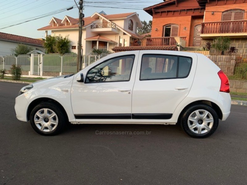 SANDERO 1.6 EXPRESSION 16V FLEX 4P MANUAL - 2013 - CAMPO BOM